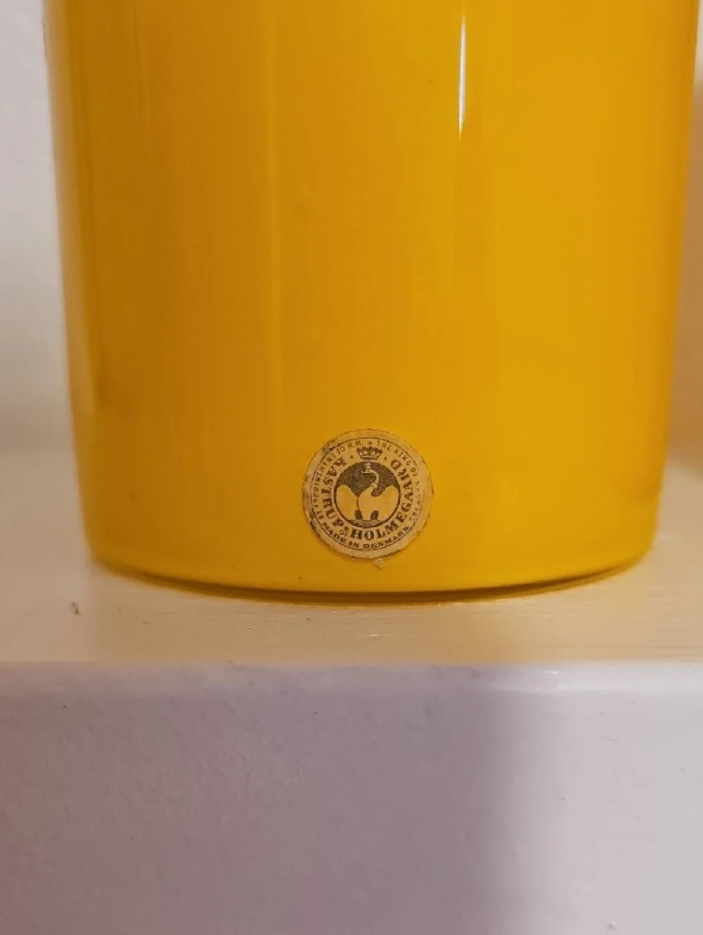 Holmegaard bright yellow